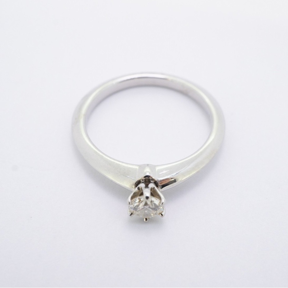 Tiffany & Co. Platinum Diamond Solitaire Ring - 0.23 Ct. Certificate & Box Sz. 5 - Picture 8 of 14